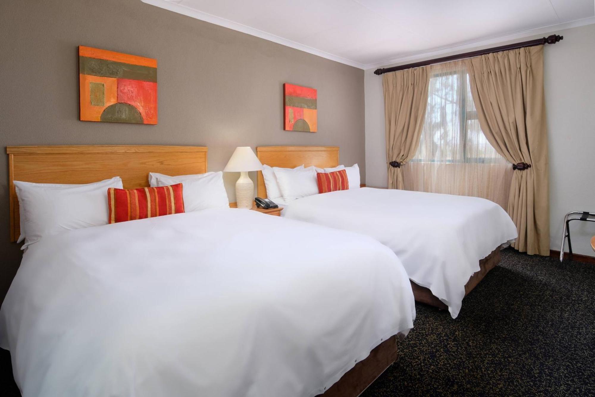 Protea Hotel By Marriott Polokwane Landmark Exterior photo