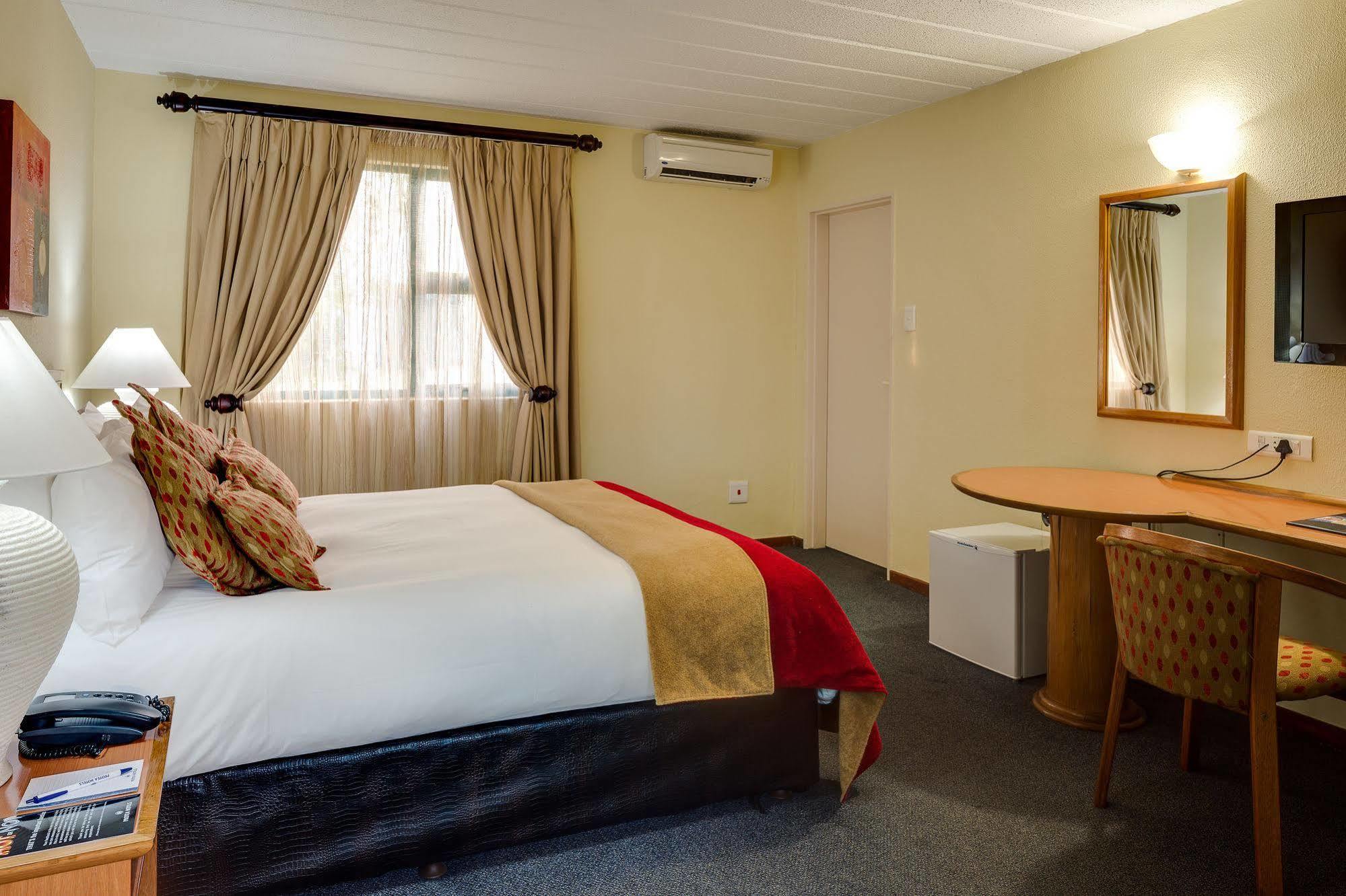Protea Hotel By Marriott Polokwane Landmark Exterior photo
