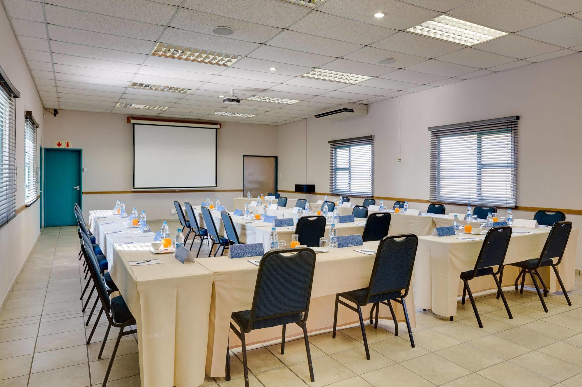 Protea Hotel By Marriott Polokwane Landmark Exterior photo